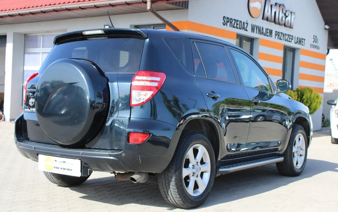 Toyota RAV4 cena 39900 przebieg: 274513, rok produkcji 2011 z Dukla małe 407